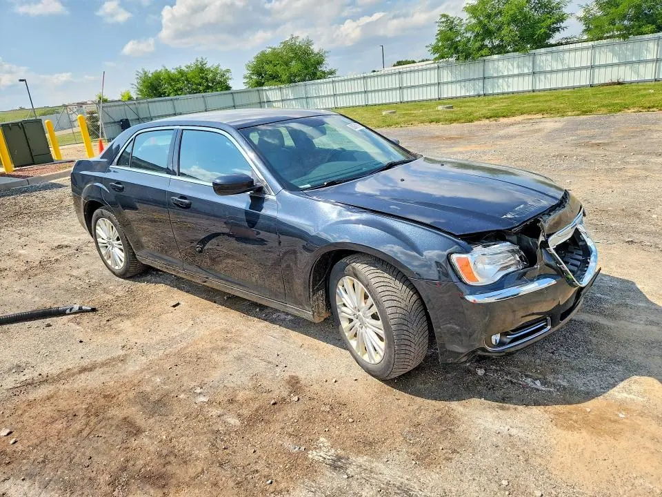 2014 CHRYSLER 300   