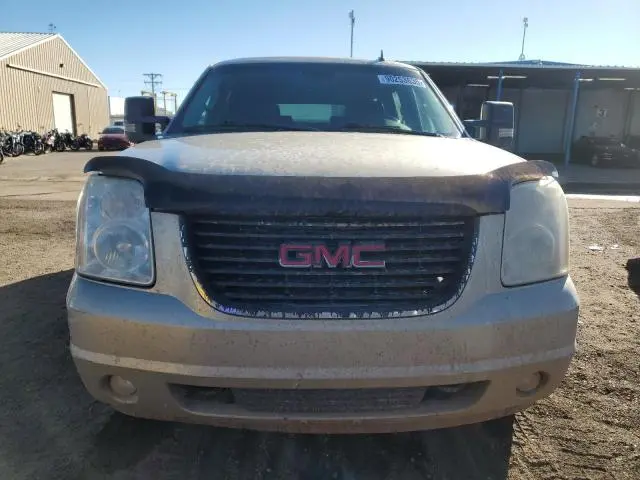 2010 GMC YUKON XL K2500 SLT  