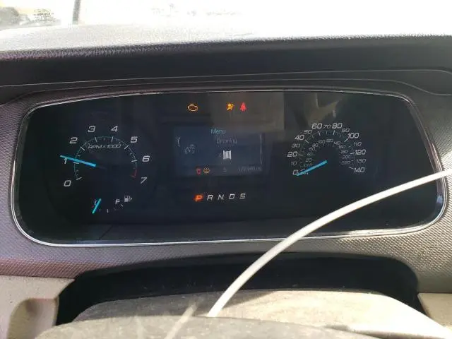 2015 FORD TAURUS SE  