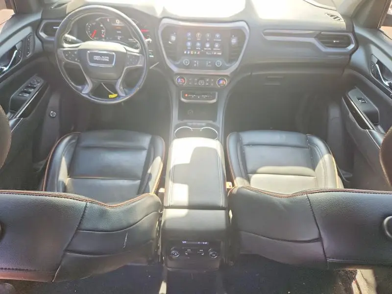 2021 GMC ACADIA AT4  