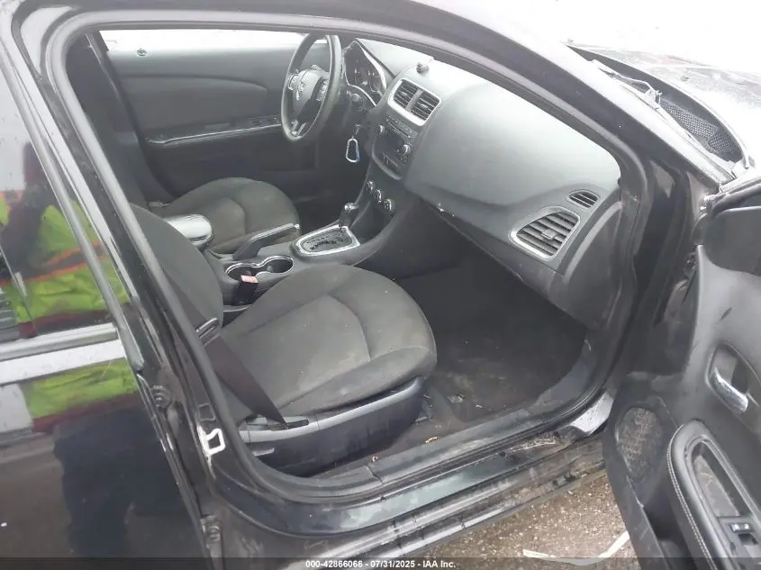 2012 DODGE AVENGER SE