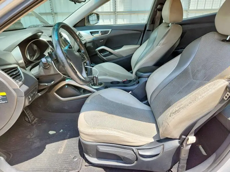 2012 HYUNDAI VELOSTER BASE  