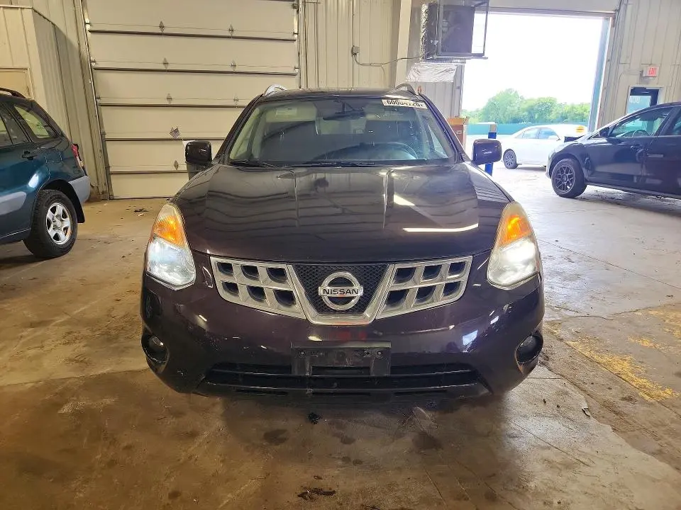2011 NISSAN ROGUE S  
