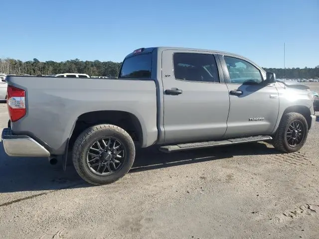 2019 TOYOTA TUNDRA CREWMAX SR5  