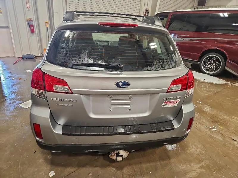 2011 SUBARU OUTBACK 2.5I  
