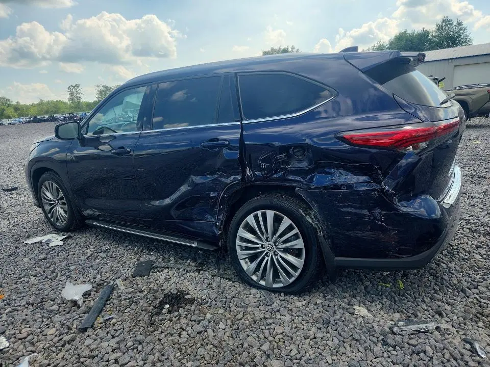 2020 TOYOTA HIGHLANDER PLATINUM  
