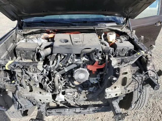 2024 TOYOTA TUNDRA CREWMAX PLATINUM  