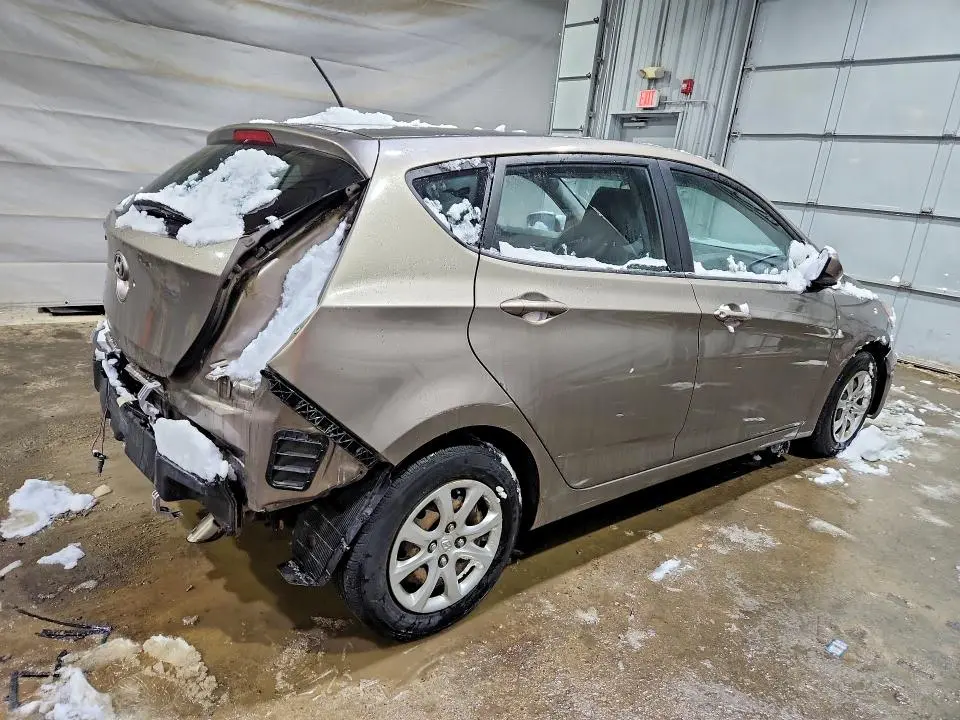 2014 HYUNDAI ACCENT GS  