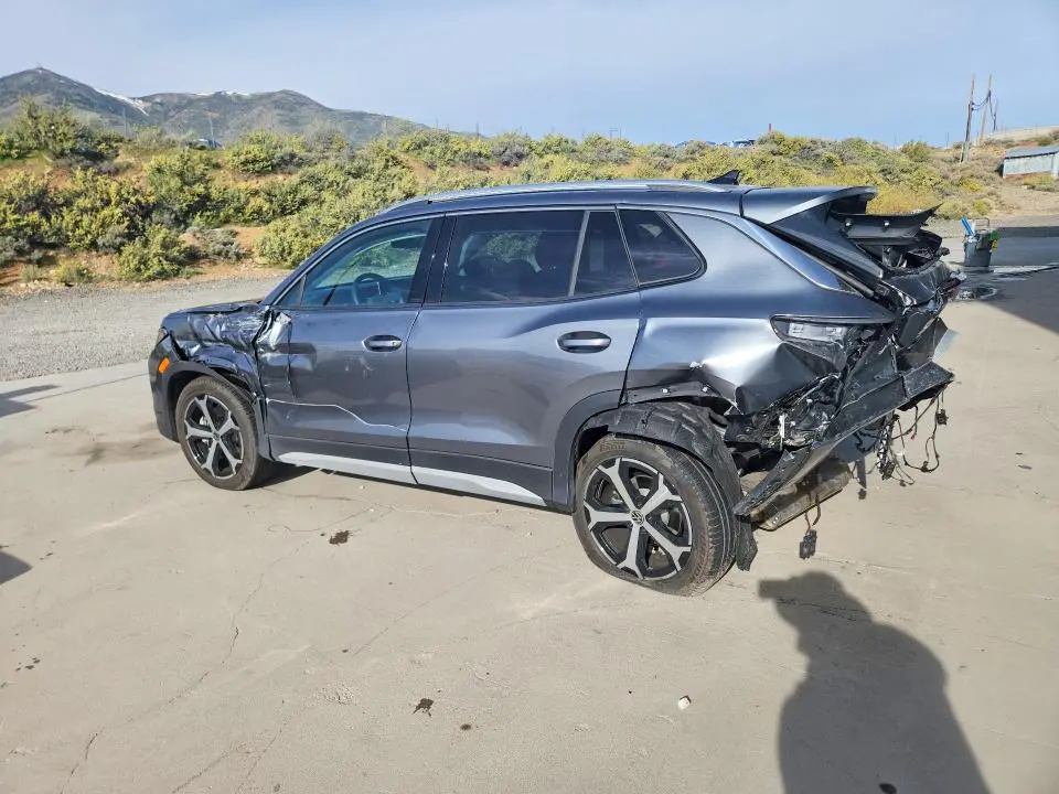 2026 VOLKSWAGEN TIGUAN SE  