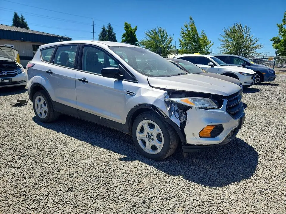 2017 FORD ESCAPE S  