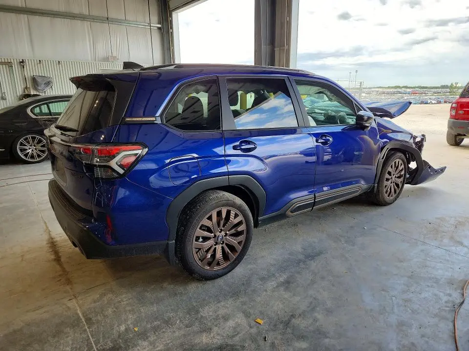 2025 SUBARU FORESTER SPORT  