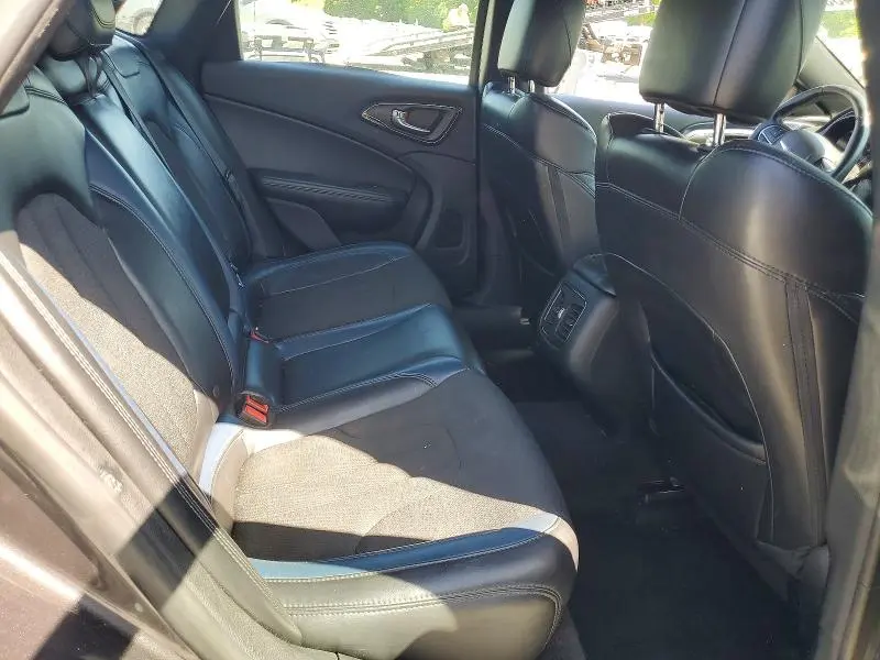 2015 CHRYSLER 200 S  