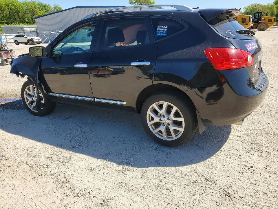 2012 NISSAN ROGUE S  