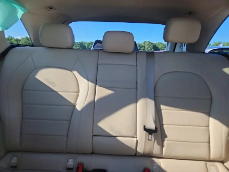 2021 MERCEDES-BENZ GLC 300 4MATIC  
