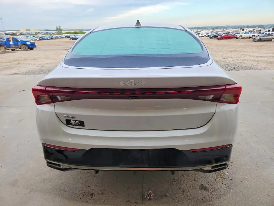 2022 KIA K5 LXS  