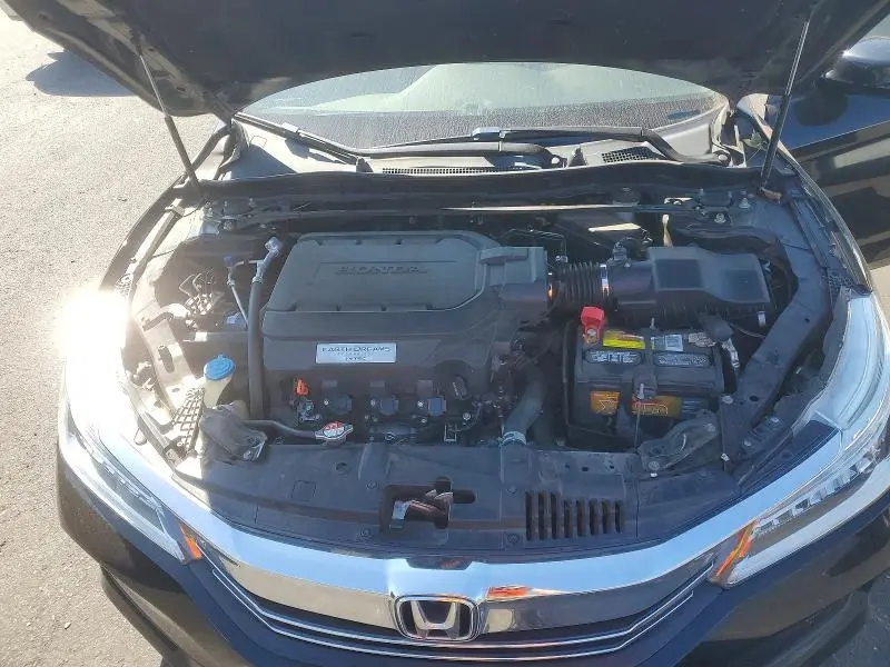 2016 HONDA ACCORD TOURING  