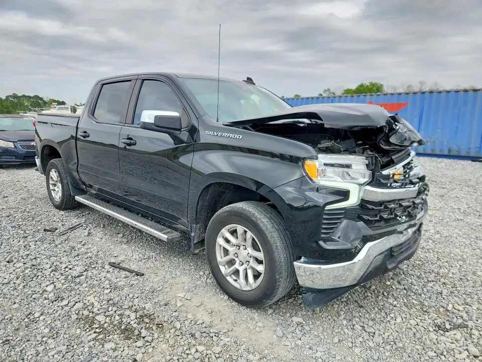 2023 CHEVROLET SILVERADO C1500 LT  