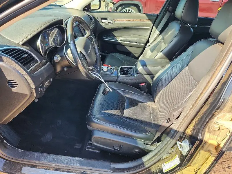 2019 CHRYSLER 300 LIMITED  