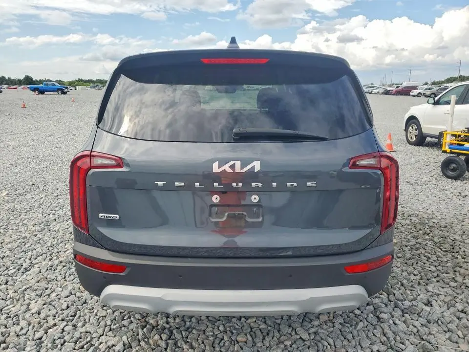 2022 KIA TELLURIDE LX  