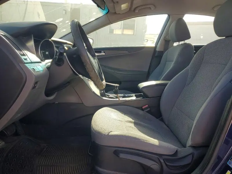 2011 HYUNDAI SONATA GLS  