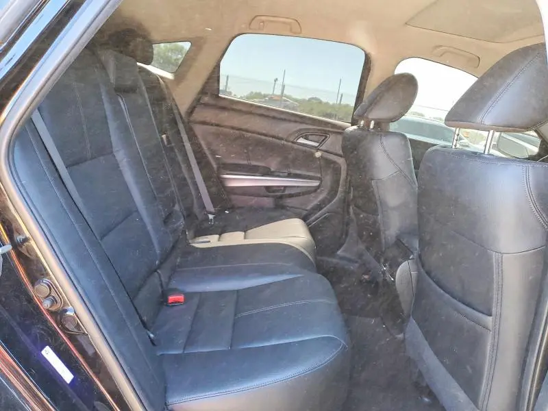 2013 HONDA CROSSTOUR EXL  