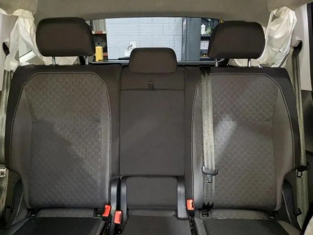 2021 VOLKSWAGEN TIGUAN S  