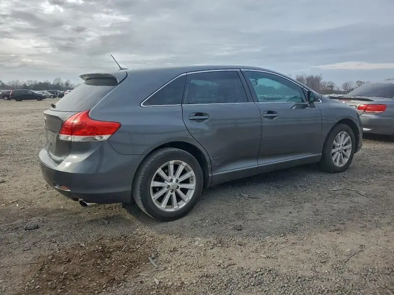 2012 TOYOTA VENZA LE  