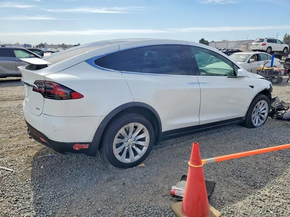 2017 TESLA MODEL X   