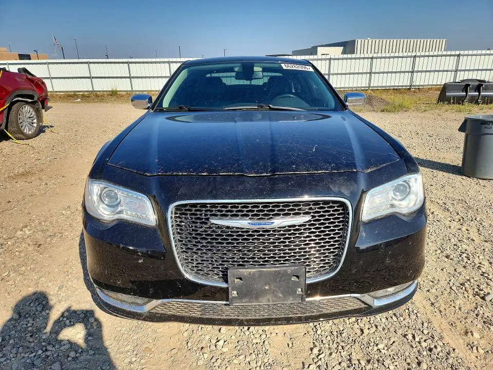2019 CHRYSLER 300 LIMITED  