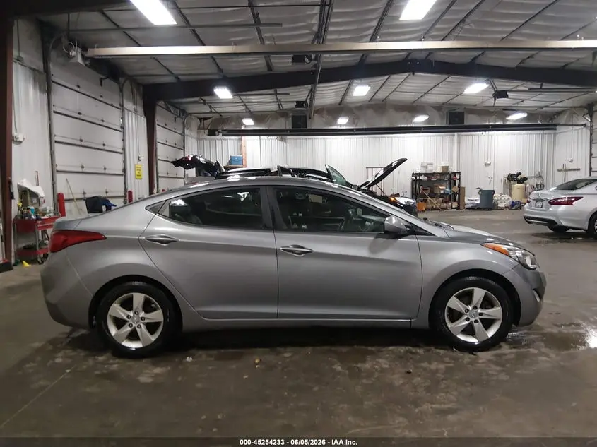 2013 HYUNDAI ELANTRA GLS (ULSAN PLANT)