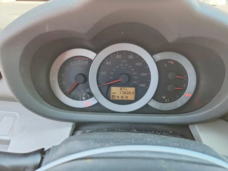 2011 TOYOTA RAV4 BASE  