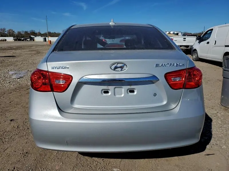 2010 HYUNDAI ELANTRA BLUE  