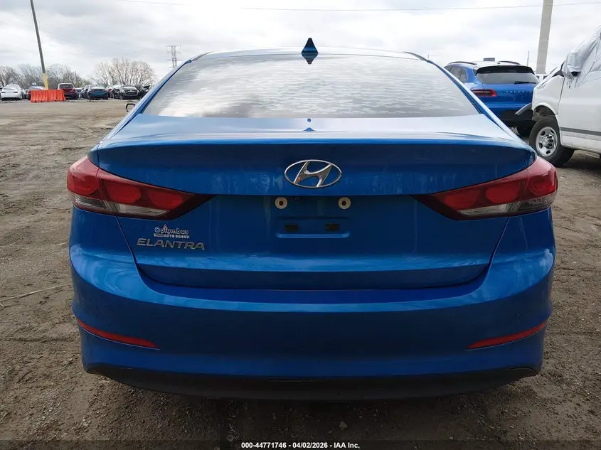 2017 HYUNDAI ELANTRA SE