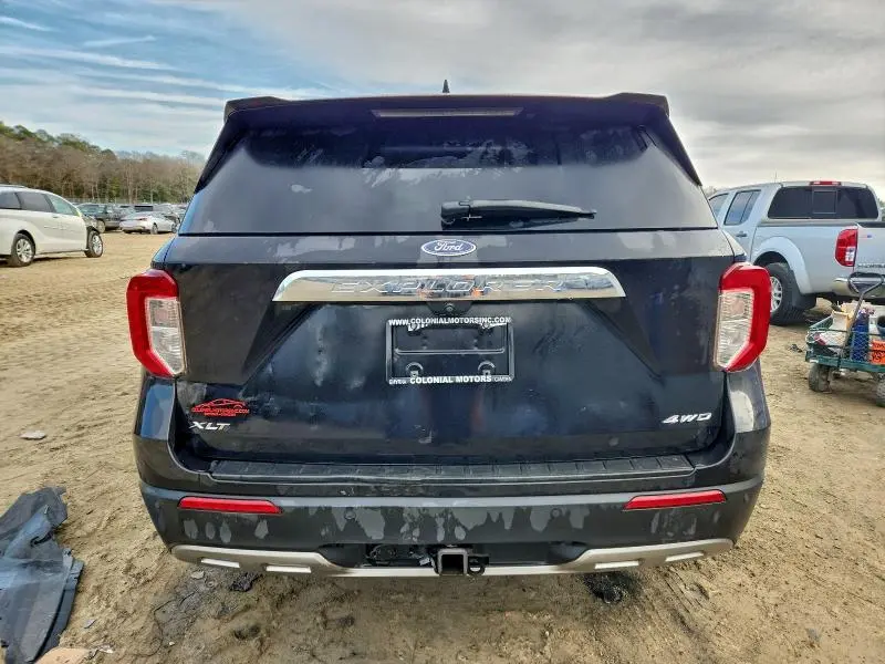 2021 FORD EXPLORER XLT  