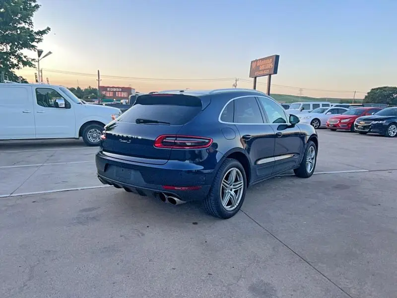 2018 PORSCHE MACAN S  