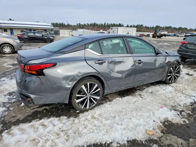 2019 NISSAN ALTIMA SR  