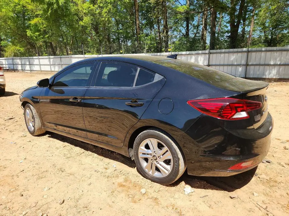 2019 HYUNDAI ELANTRA SEL  