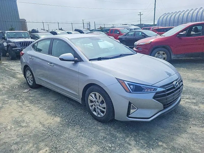 2020 HYUNDAI ELANTRA SE  