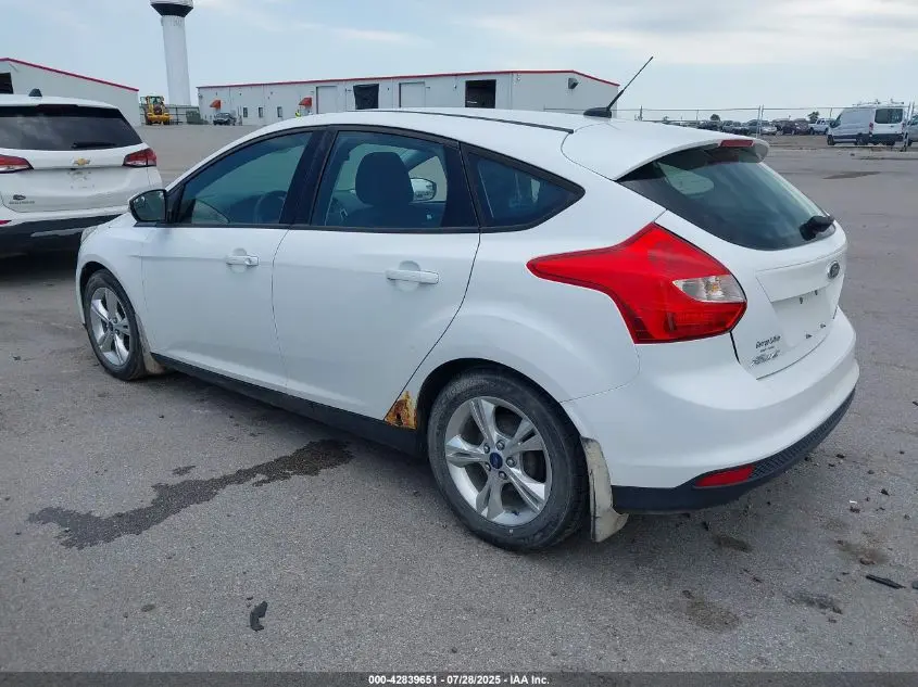 2014 FORD FOCUS SE