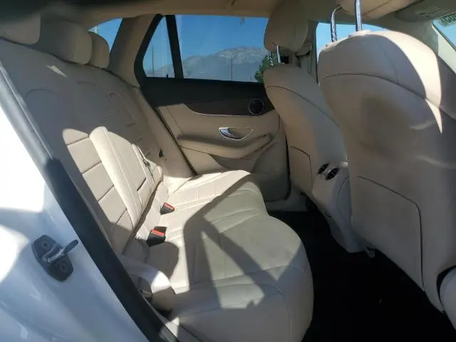 2020 MERCEDES-BENZ GLC 300  