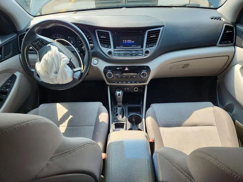 2016 HYUNDAI TUCSON SPORT  