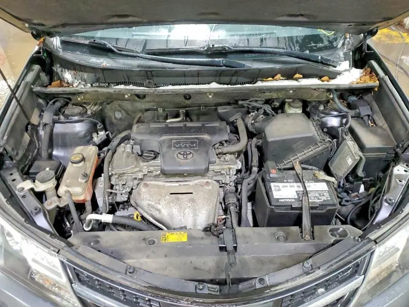 2014 TOYOTA RAV4 XLE  