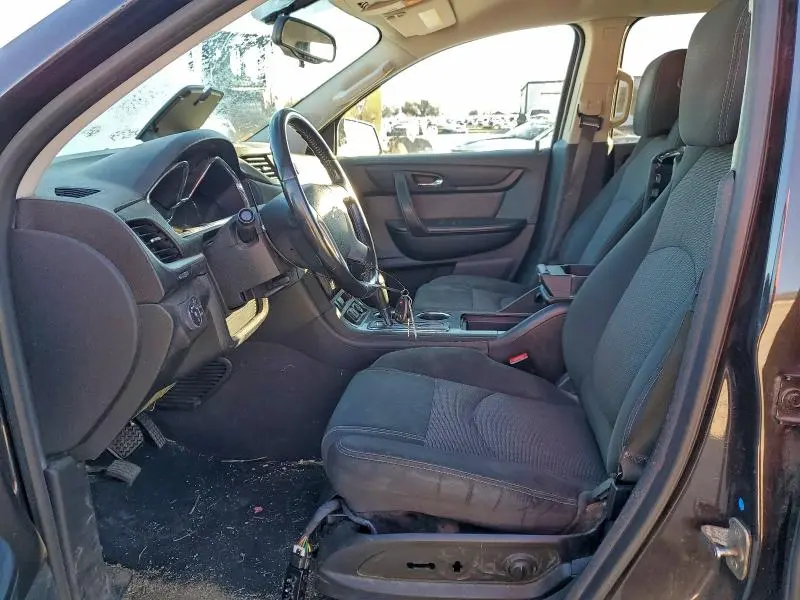 2017 CHEVROLET TRAVERSE LT  