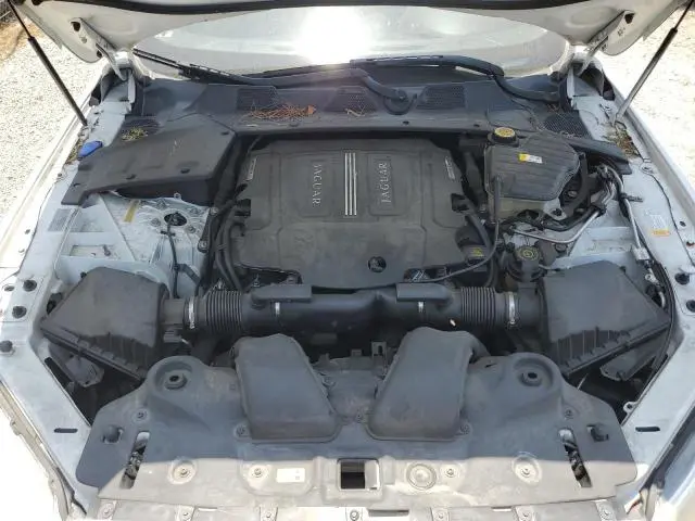 2013 JAGUAR XJ   