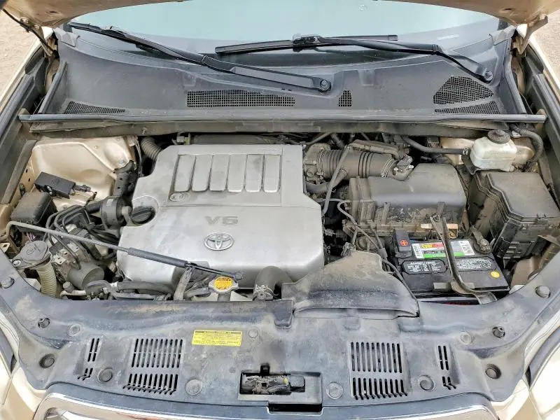 2010 TOYOTA HIGHLANDER LIMITED  