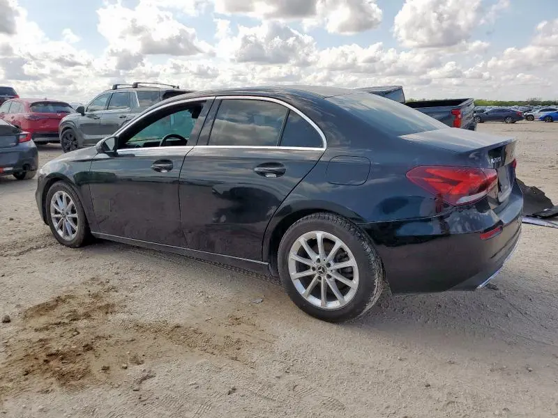 2019 MERCEDES-BENZ A 220  