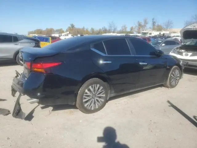 2024 NISSAN ALTIMA SV  