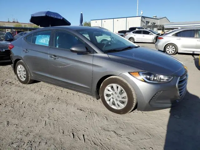 2018 HYUNDAI ELANTRA SE  