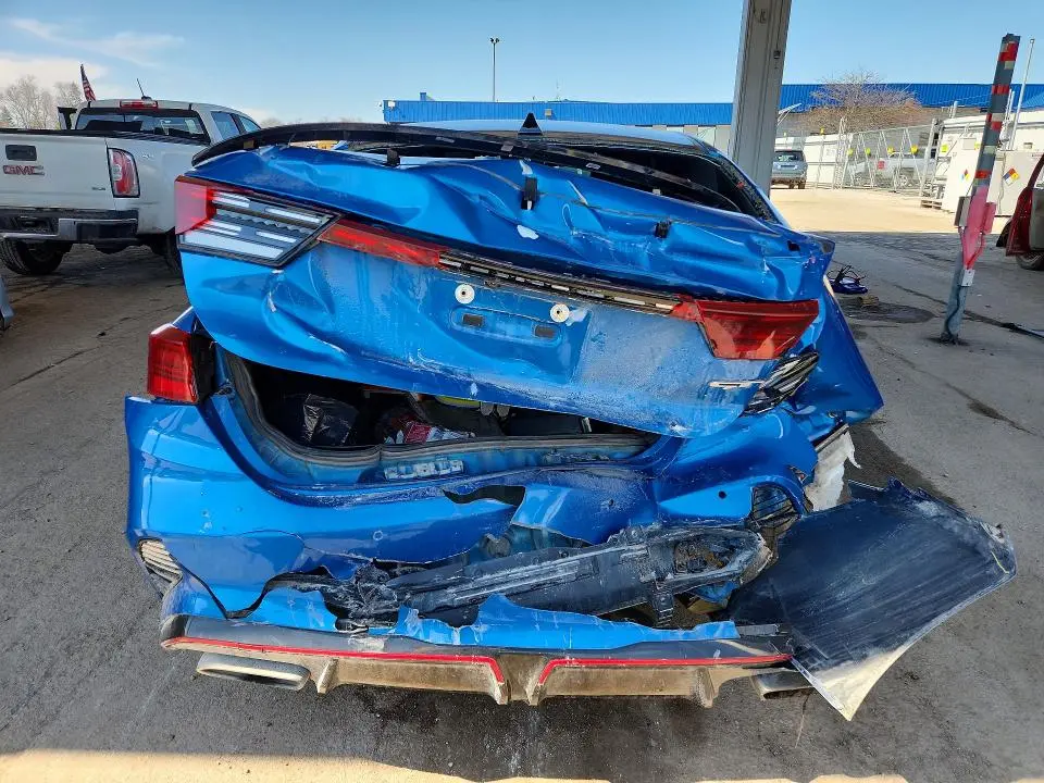 2022 KIA FORTE GT  