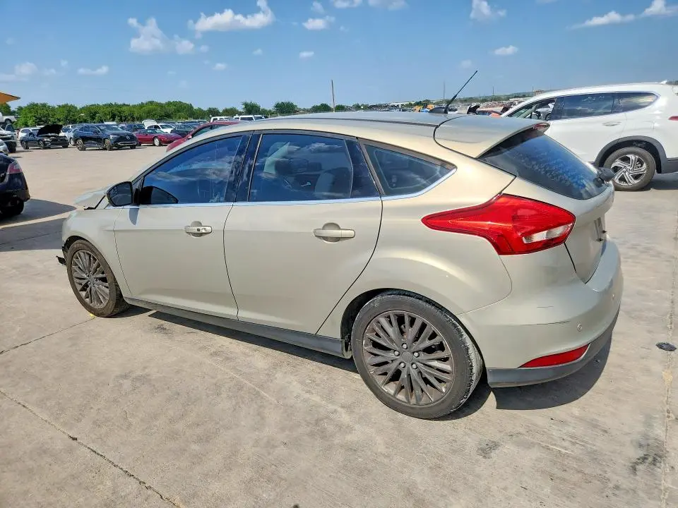 2016 FORD FOCUS TITANIUM  